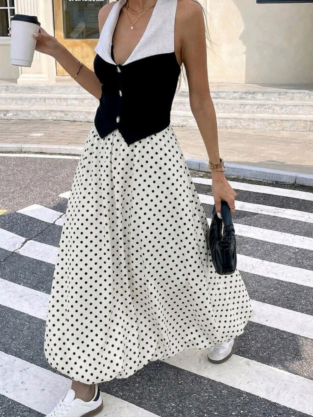 Women's Casual Elegant Low-Waist Ruched Skirt, Polka Dot Print - Picture 2 of 6